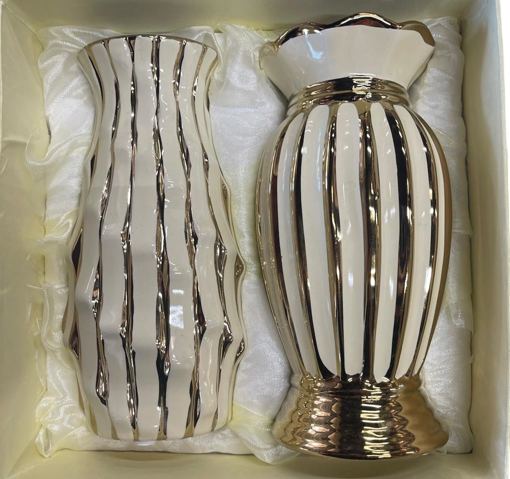 Linen Universe 2 Piece White and Gold Ceramic Vase Set - 7"
